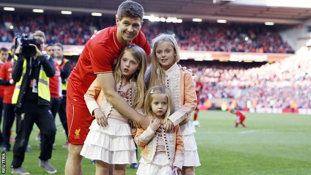 Gerrard in “emozionale” Reds addio