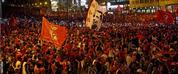 Benfica fans