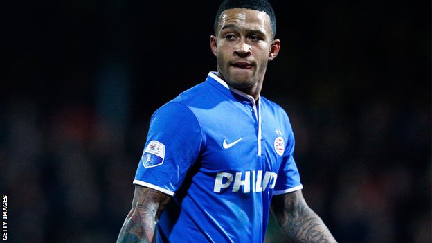 Depay completa Man Utd