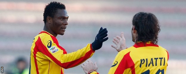 Edward Ofere celebrates scoring for Lecce