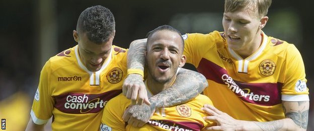 Motherwell's Lionel Ainsworth (centre) scored Motherwell's second