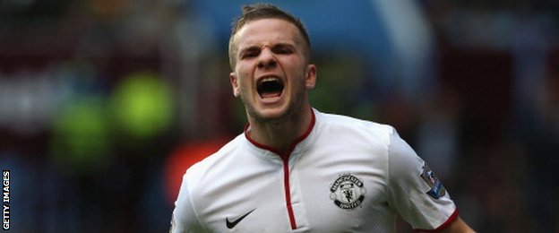 Manchester Untied midfielder Tom Cleverley