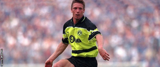 Steffen Freund in action for Borussia Dortmund in 1997