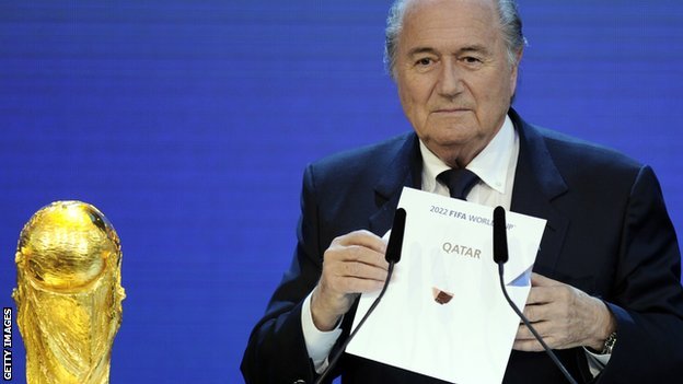 UK guarda a scongiurare Qatar 2022 fila