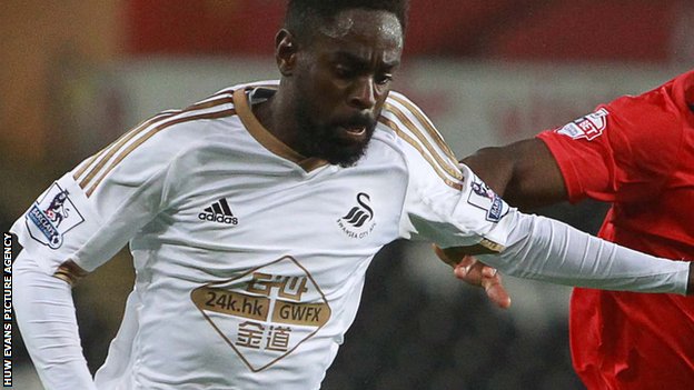 Swans' Dyer set for Leicester loan