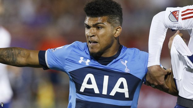 Yedlin joins Sunderland on loan