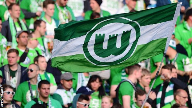 Wolfsburg invite migrants to game