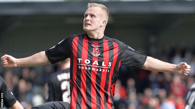 Crusaders 3-0 Linfield