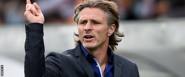 Gareth Ainsworth