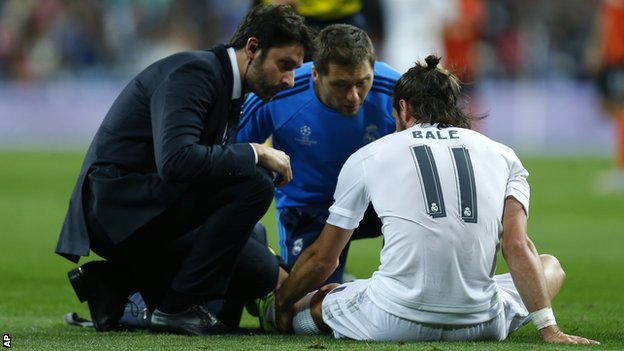 Wales concern after Bale injury