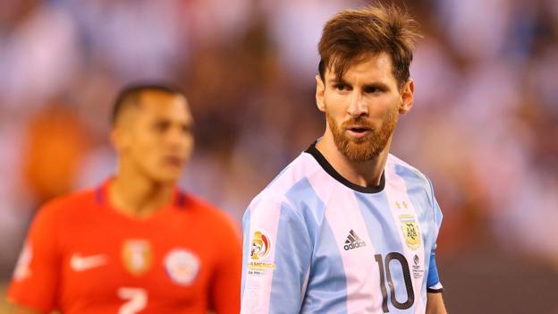 Lionel Messi: l’Argentina l’attaccante decide di ritirarsi dalla nazionale