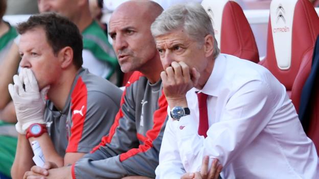 Arsene Wenger: capo Arsenal accusa la mancanza di esperienza per la sconfitta