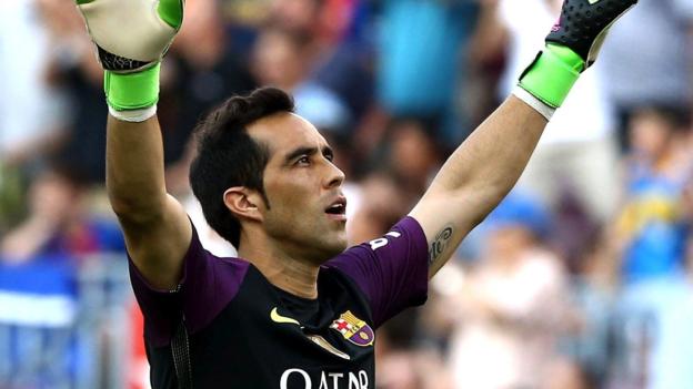 Claudio Bravo: Manchester City e Barcellona in ‘consultazione’ più di custode