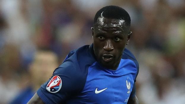 Moussa Sissoko: Newcastle centrocampista intorno mossa come il Tottenham stare