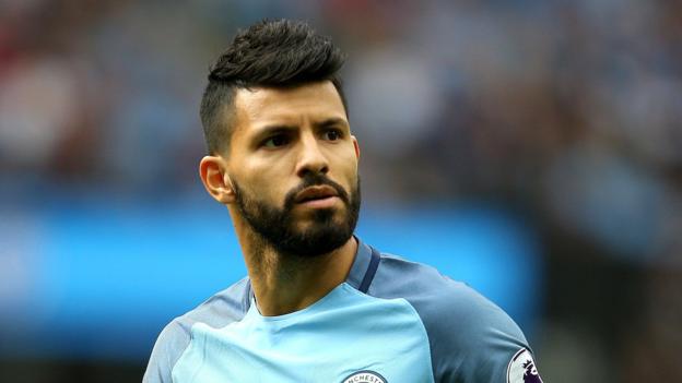 Man City Aguero squalificato per tre partite per il gomito