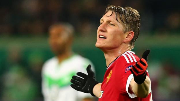 Manchester United omissione Bastian Schweinsteiger nella squadra di UEFA Europa League